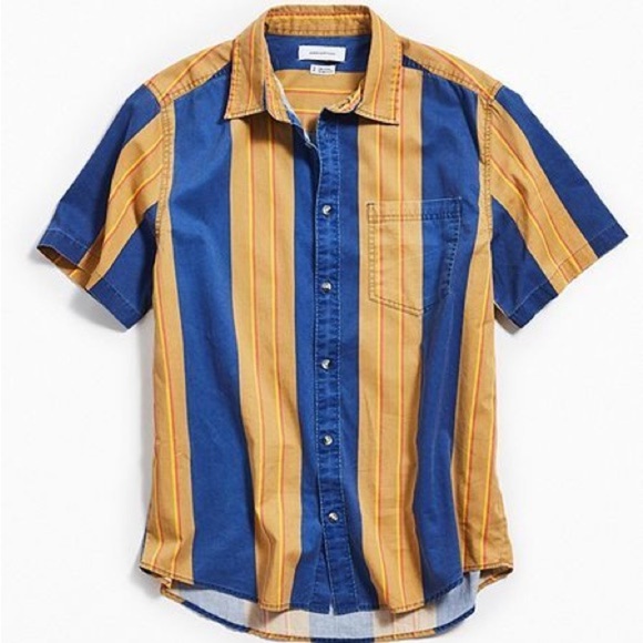 Urban Outfitters 90’s Stripe Shortsleeve Button Down - Picture 2 of 7